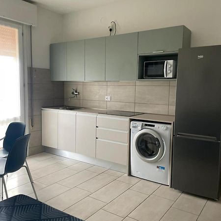 Condominio Michelangelo-Solo Per Famiglie- Walterigato Apartments Lido di Jesolo Exteriör bild